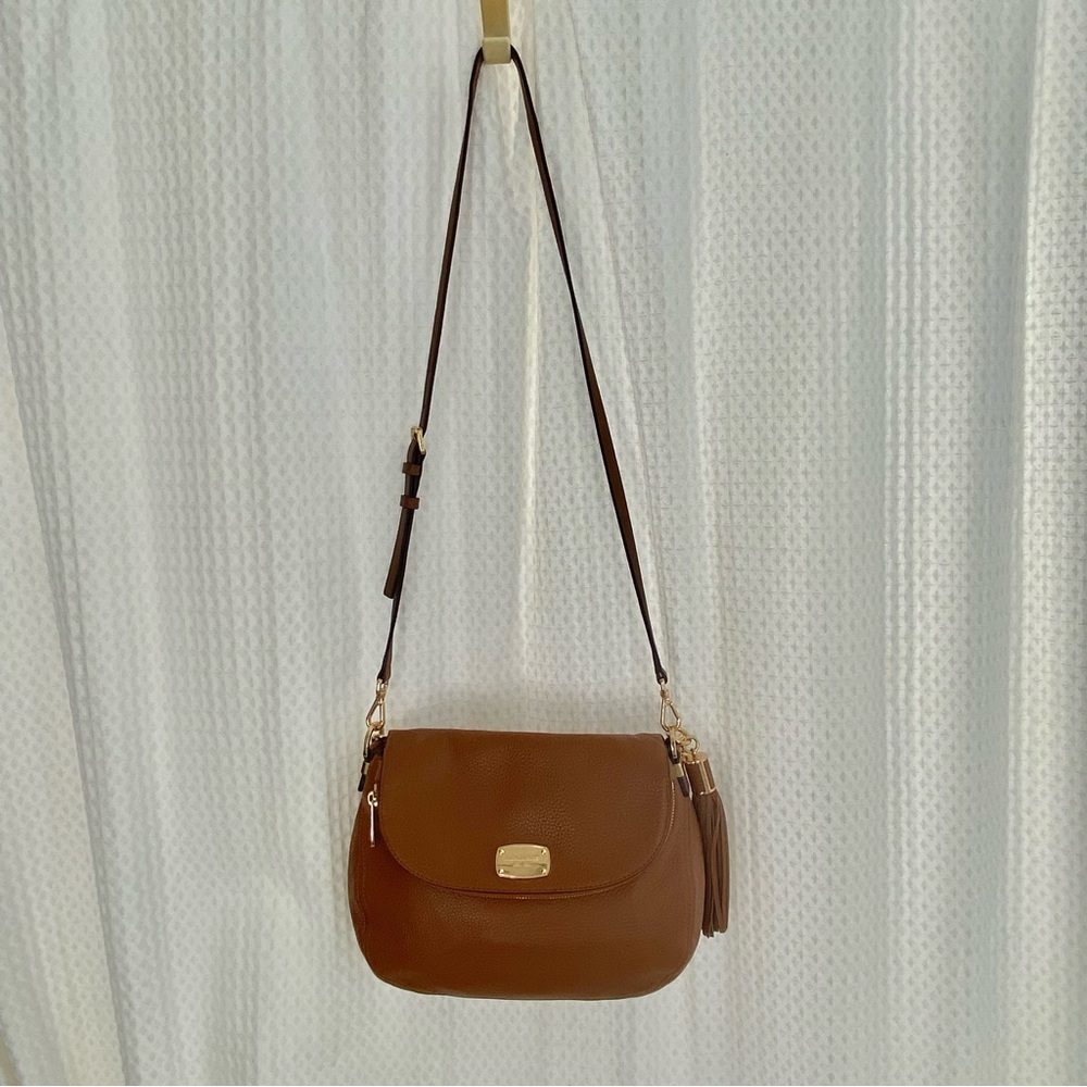 NWOT Michael Kors Y2K Chestnut Leather Boho Shoulder Bag with Gold Accents - Picture 4 of 16